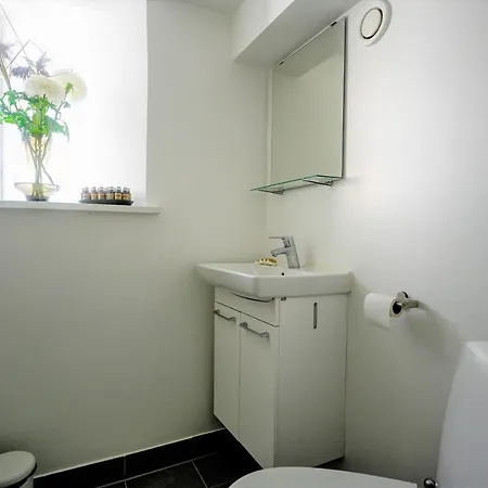 Sanders Central - Dreamy Three-bedroom In The Middle Of It All